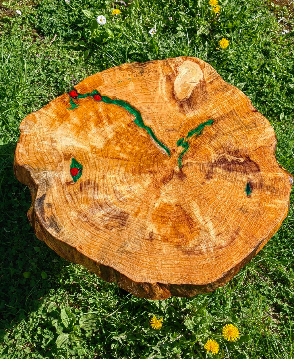 Kunstmöbel-Kaffeetisch